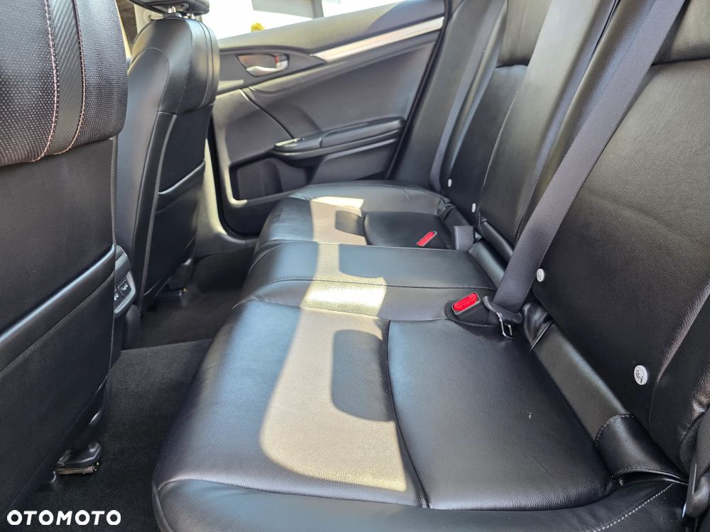 Honda Civic 1.5 i-VTEC Turbo CVT Executive - 24