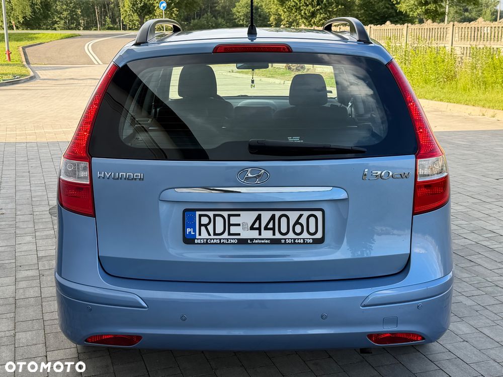 Hyundai i30 1.6 blue Classic - 10