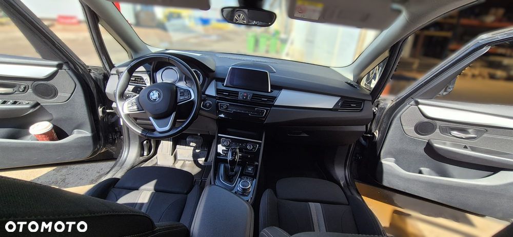 BMW Seria 2 218i - 1