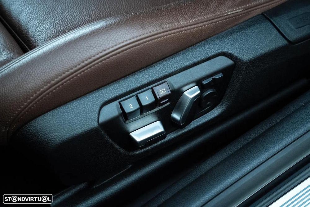 BMW 228 i Pack M Auto - 27