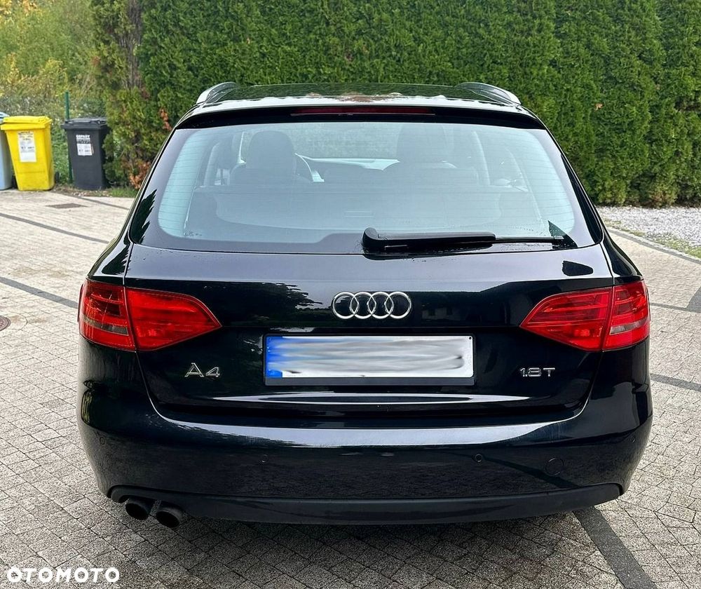 Audi A4 Avant - 6