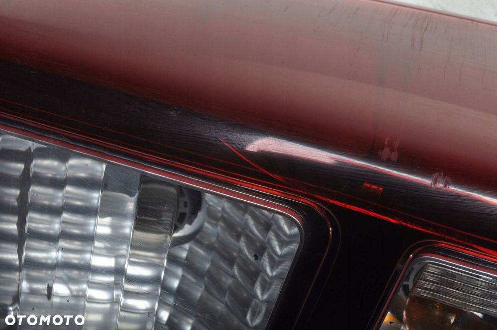ISUZU D-MAX II LAMPA LEWA TYLNA LEWY TYŁ - 9