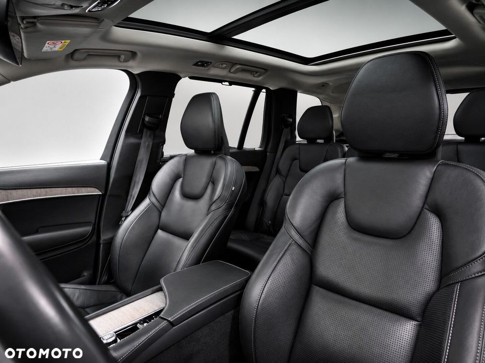 Volvo XC 90 - 13