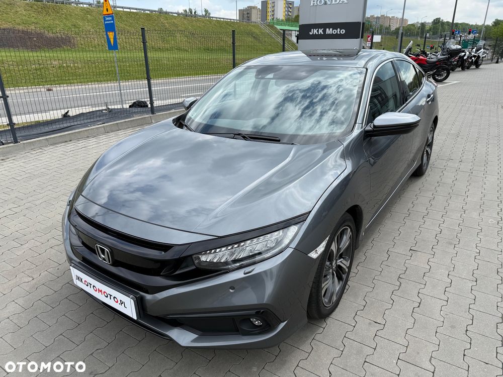 Honda Civic 1.5 T Executive CVT - 18