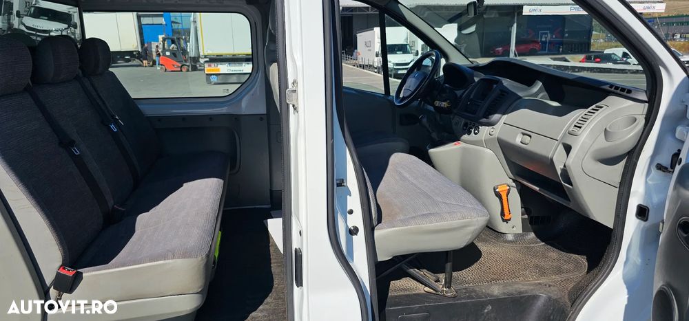 Opel Vivaro - 15