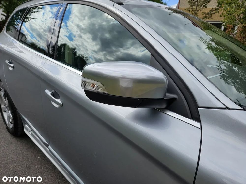 Volvo XC 60 D3 R Design - 25