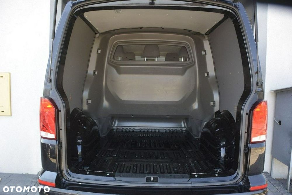 Volkswagen Transporter - 33