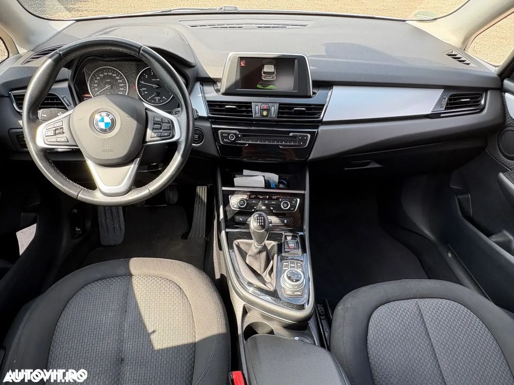 BMW Seria 2 218i M Sport - 4