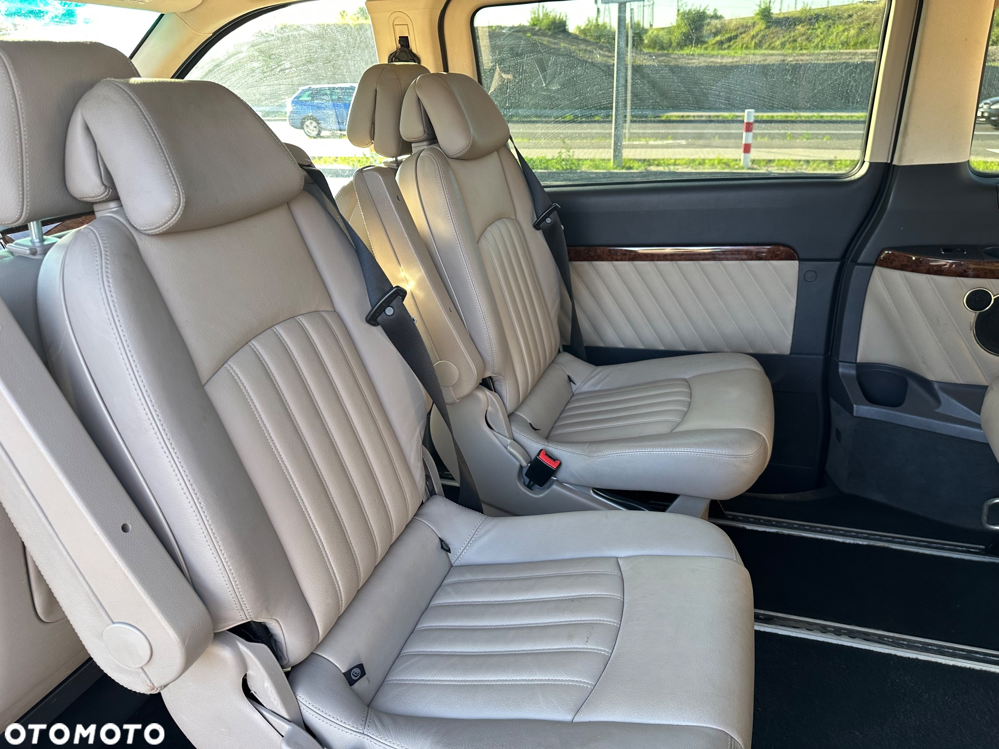 Mercedes-Benz Viano 3.0 CDI Ambiente (d³ugi) - 32