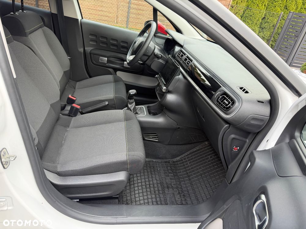 Citroën C3 1.2 PureTech Shine - 32