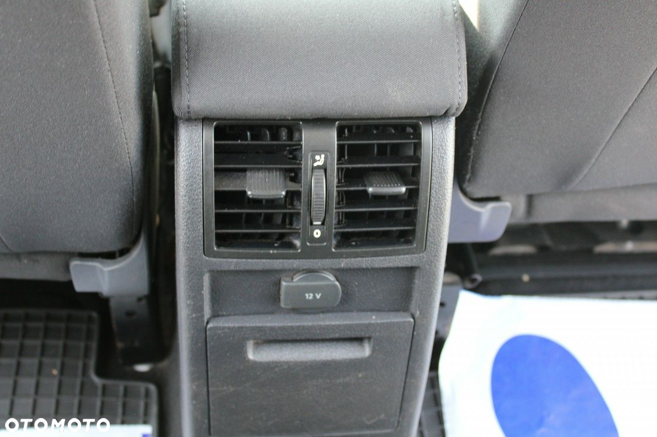 Volkswagen Caddy - 17