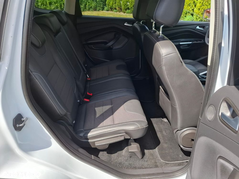 Ford Kuga 2.0 TDCi 4WD Titanium - 27