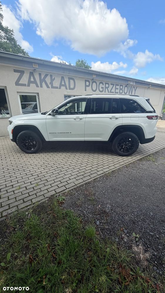 Jeep Grand Cherokee - 3