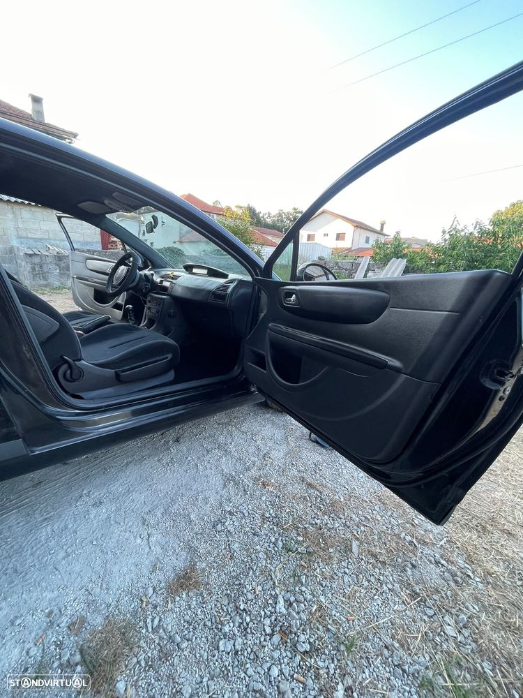 Citroën C4 1.6 HDi FAP Advance - 8