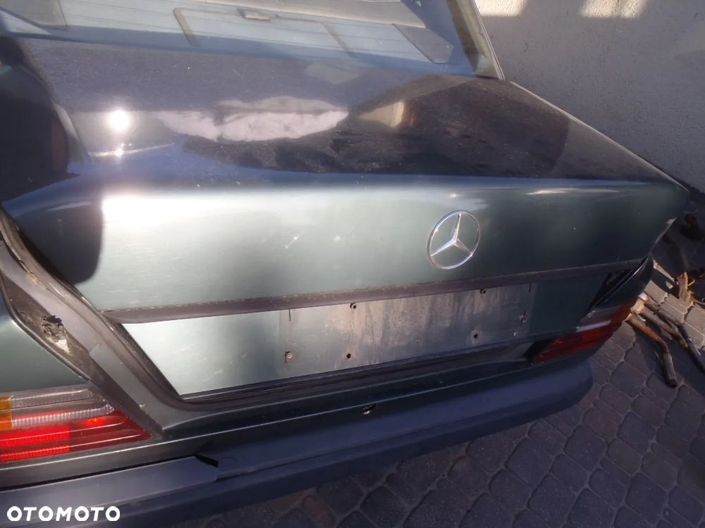 błotnik drzwi klapa tył mercedes w 124 w124  b ładne jak na ten rok 1988 duzo do nich - 12