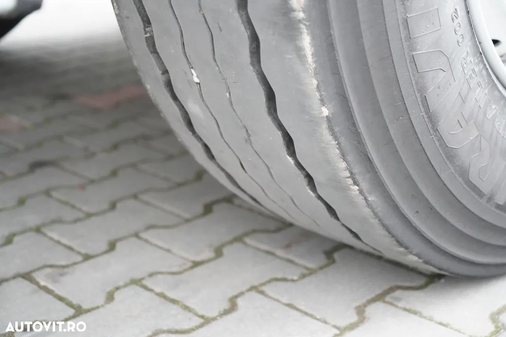 Fruehauf CONTAINER / LOTĂ / OBLOANĂ RULANTĂ / PODEA FOARTE REZISTENTĂ: ȘI ȘI ȘI / 2022 - 14