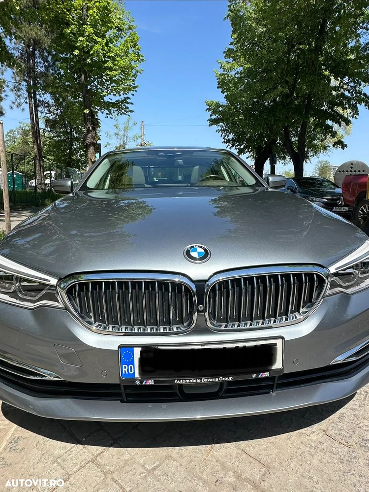 BMW Seria 5 530i xDrive AT - 9