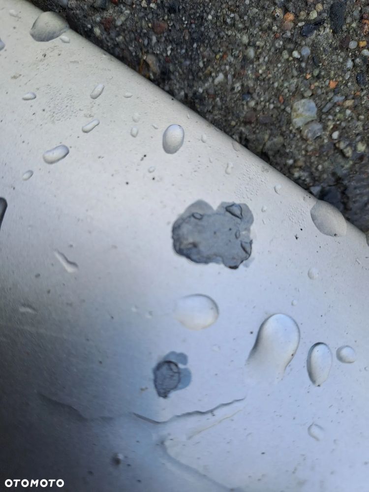 Mitsubishi Colt Z30 VI błotniki kod lakieru 21H - 19