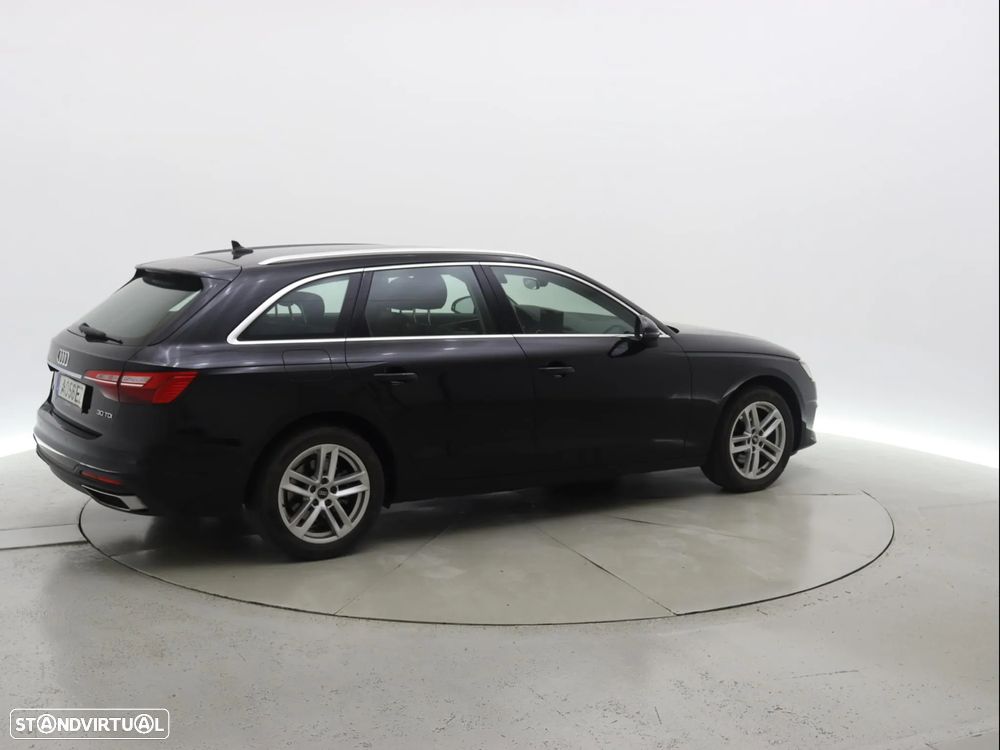 Audi A4 Avant 30 TDI S tronic - 8