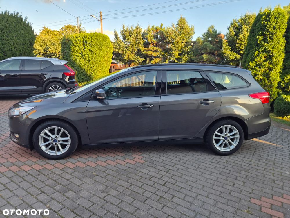 Ford Focus 1.5 TDCi SYNC Edition - 9