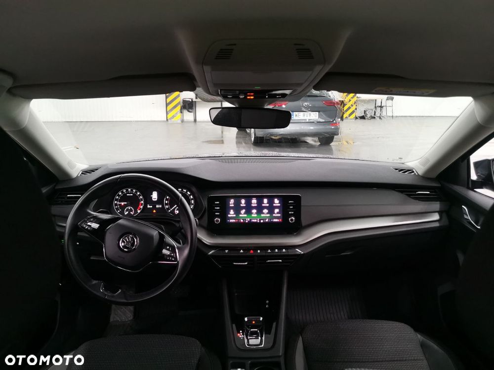 Skoda Octavia 2.0 TDI SCR Ambition DSG - 6