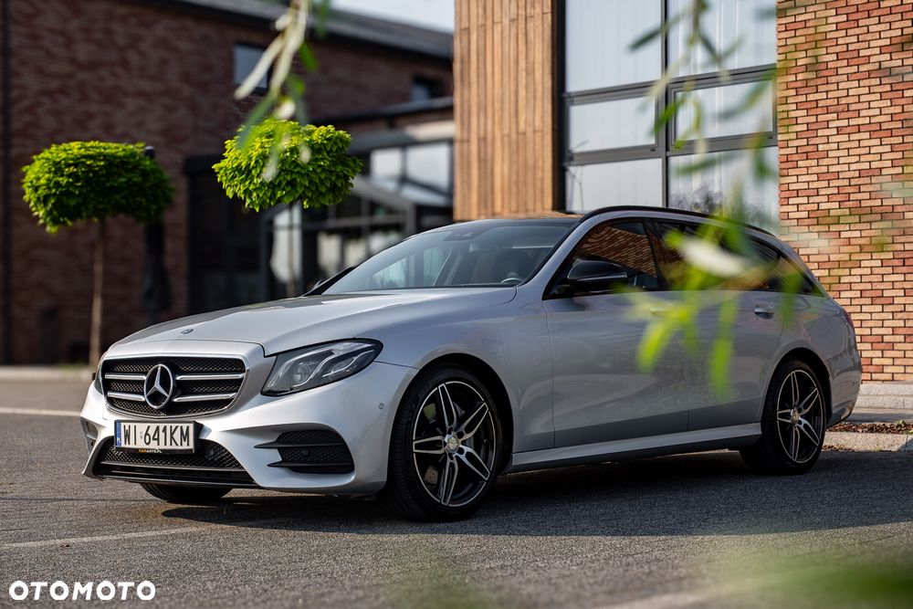 Mercedes-Benz Klasa E 220 d 9G-TRONIC - 2