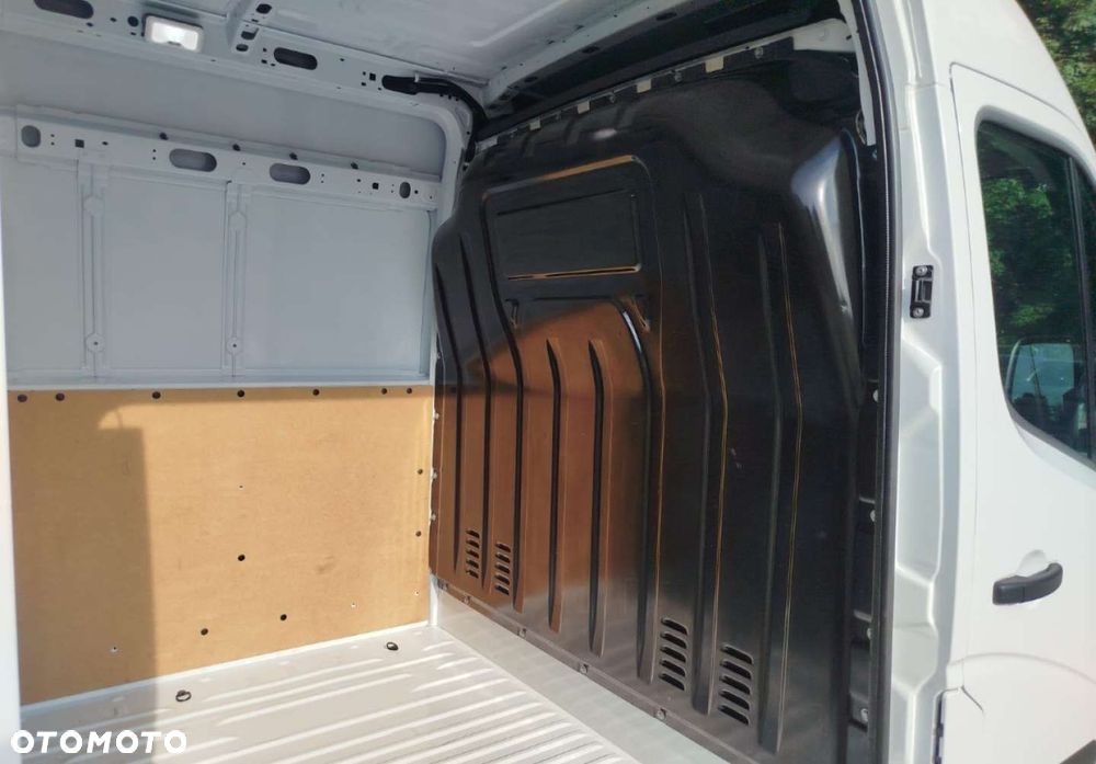 Renault Master - 32