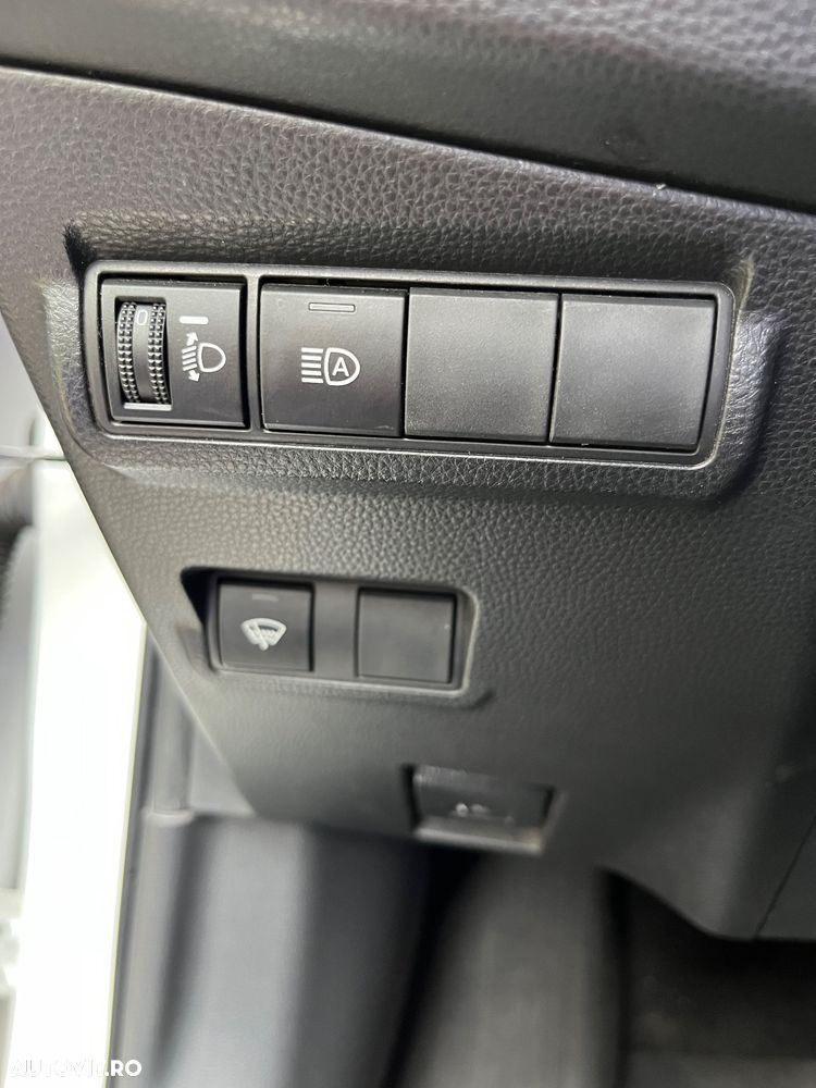 Toyota Corolla Cross Hybrid 2.0 VVT-i Lounge - 6