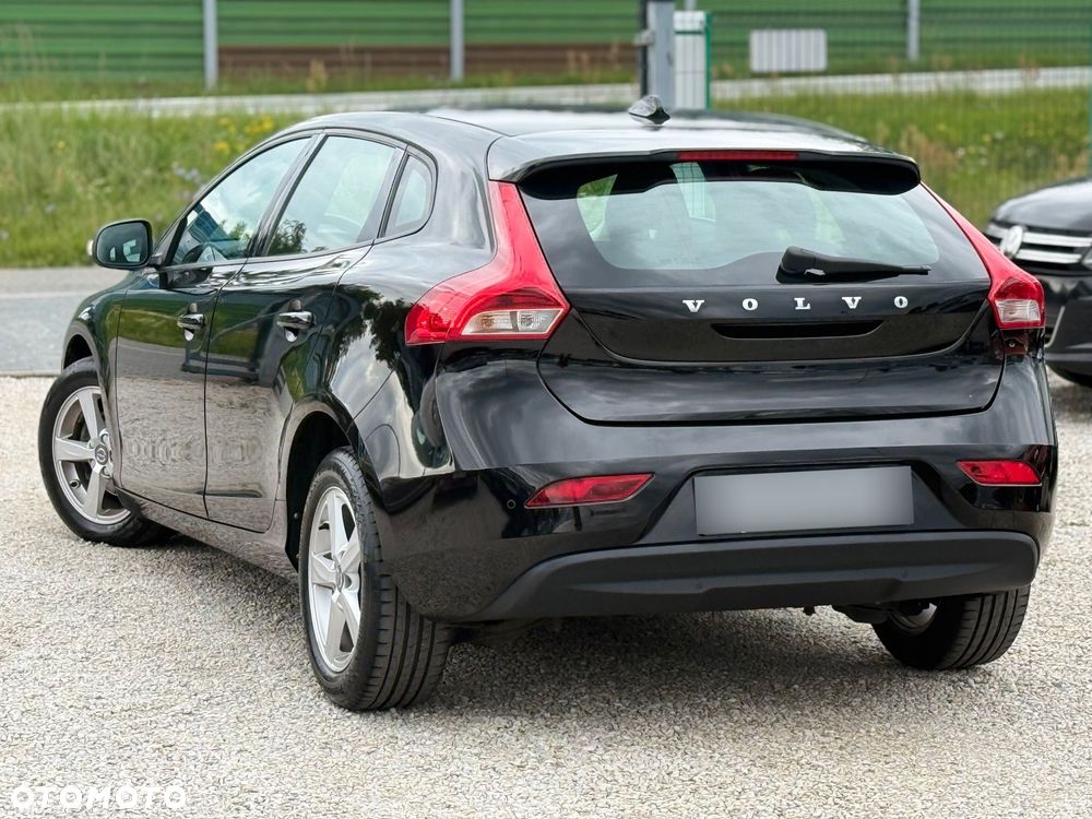 Volvo V40 - 8