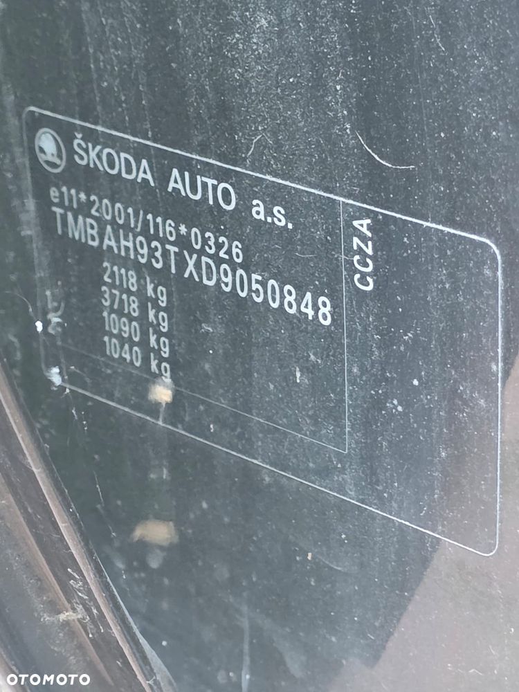 Skoda Superb 2.0 TSI L&K DSG - 3