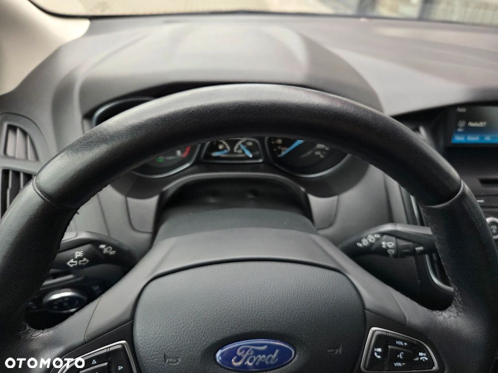 Ford Focus 1.5 EcoBoost Start-Stopp-System Business Edition - 31