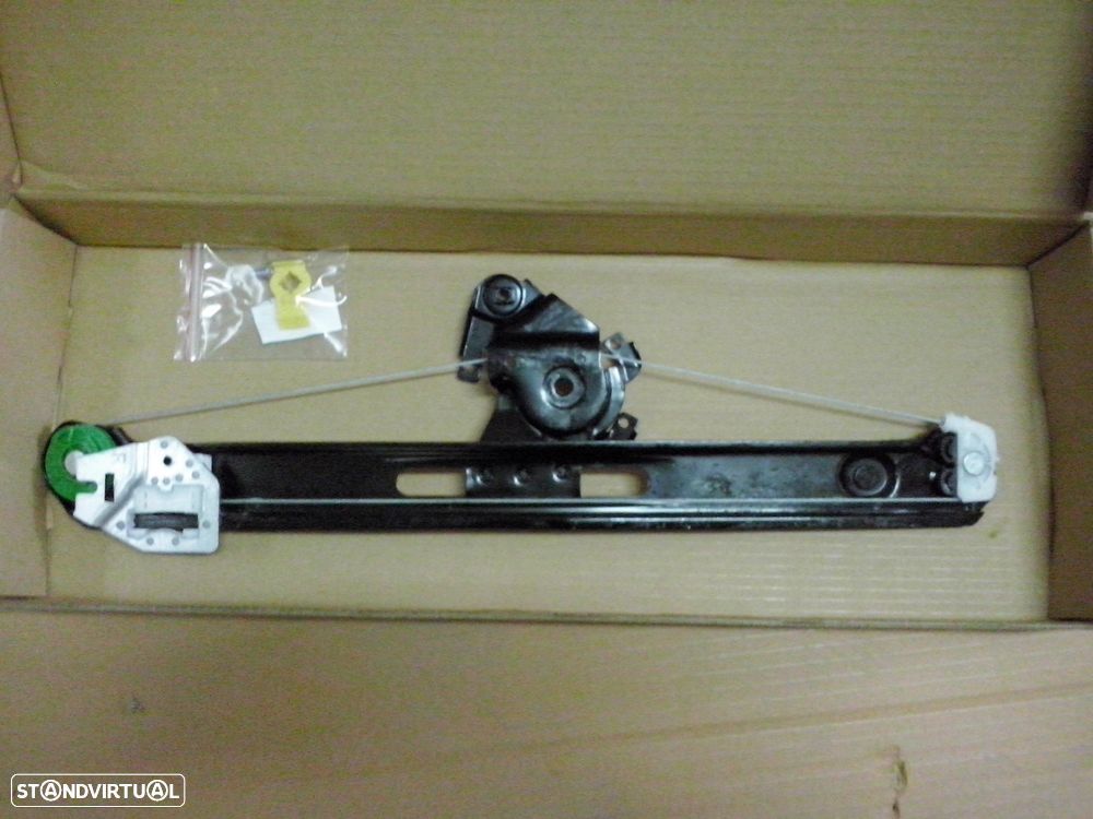 Elevadores / Elevador vidro porta trás Bmw 320D E46 NOVO - 1