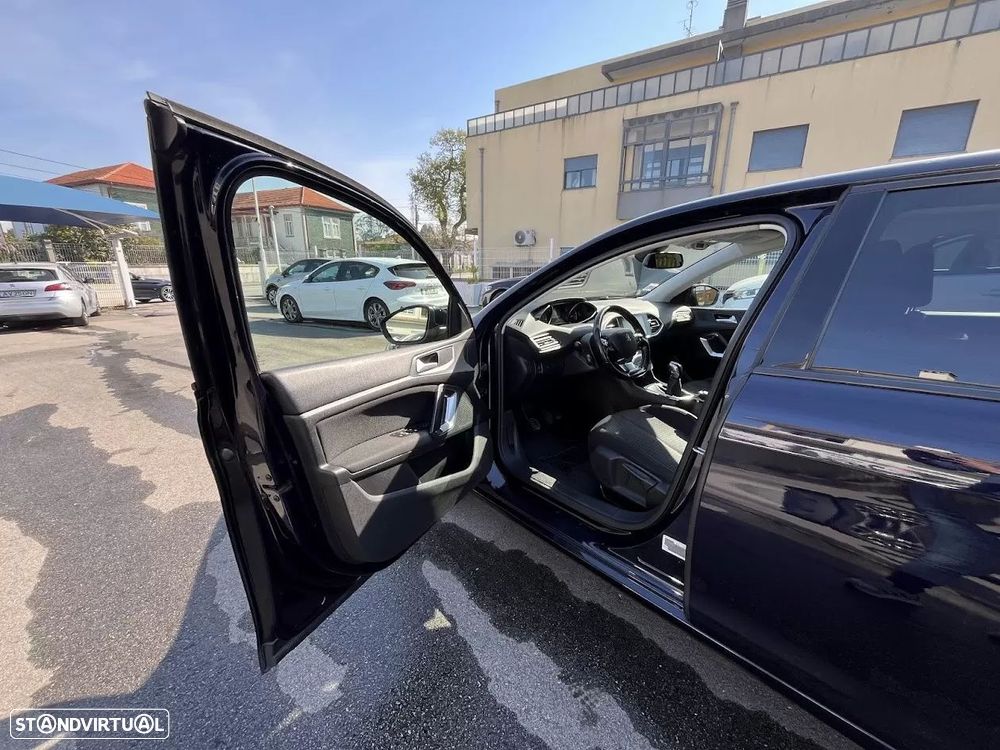 Peugeot 308 SW 1.6 BlueHDi Business Line - 23