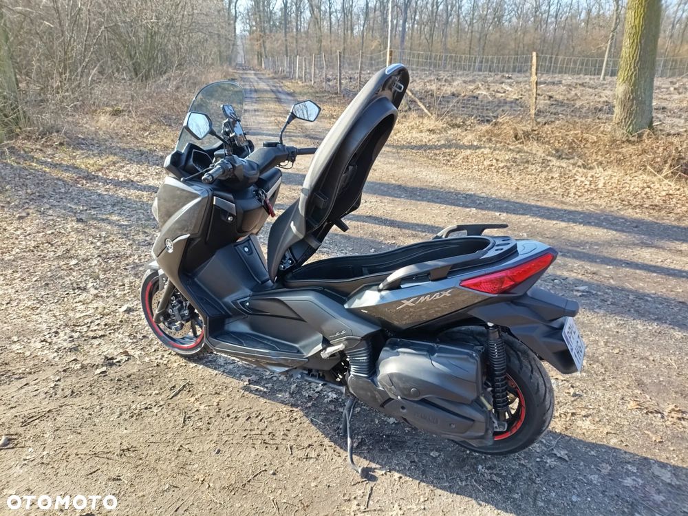 Yamaha X-max - 20