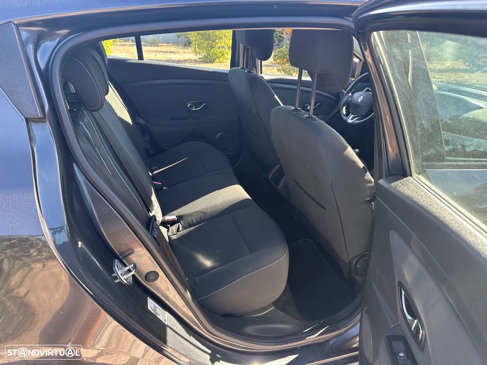 Renault Mégane 1.5 dCi Comfort SS - 28