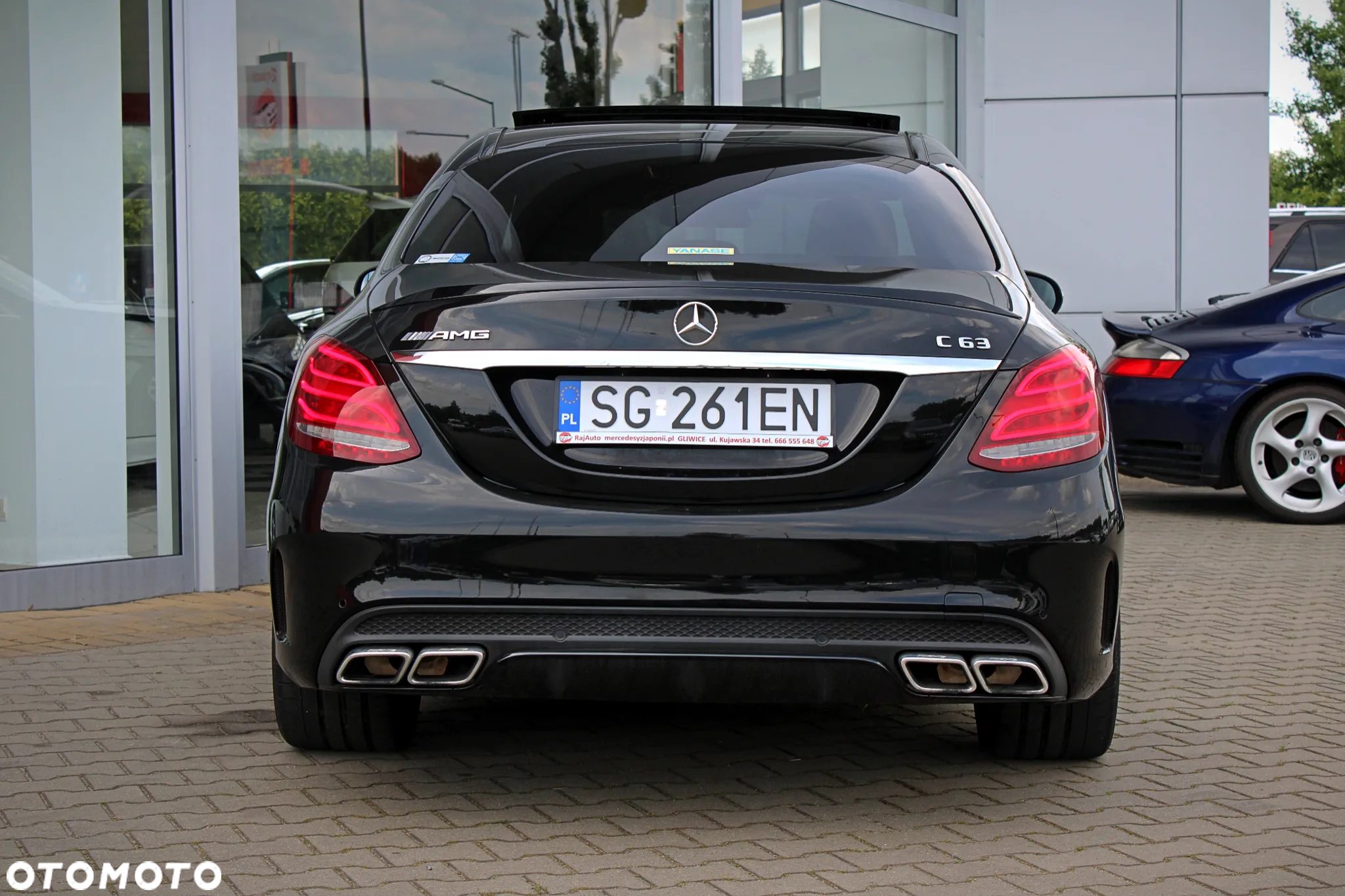 Mercedes-Benz Klasa C AMG 63 AMG Speedshift 7G-MCT - 11