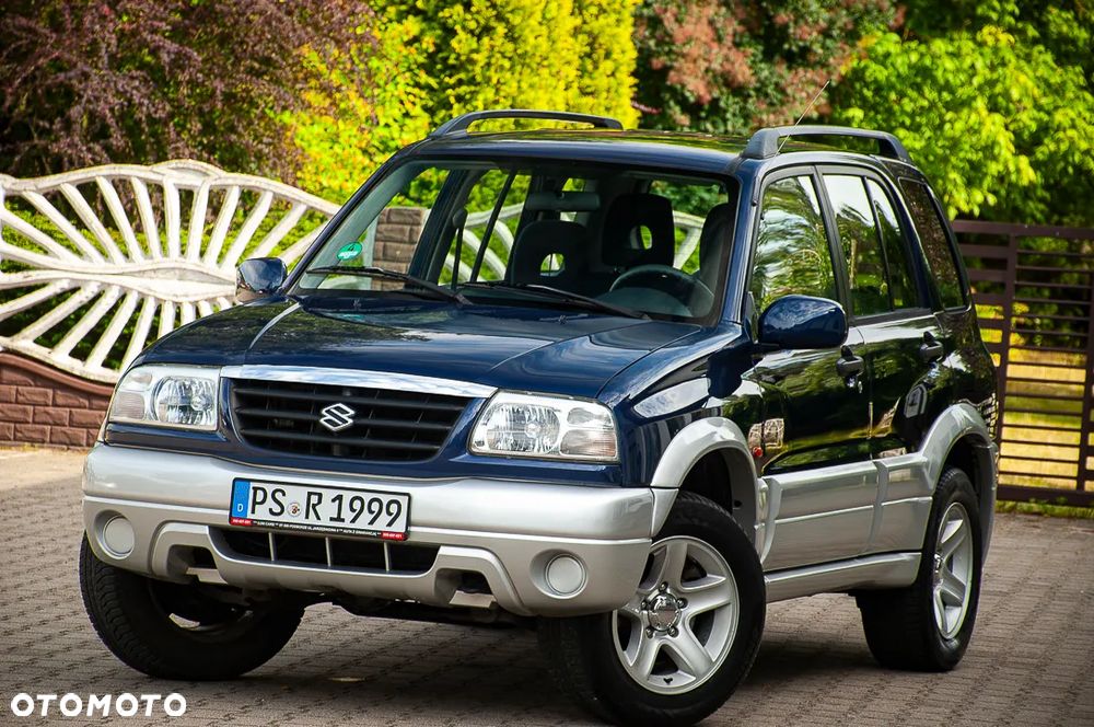 Suzuki Grand Vitara 2.0 Comfort - 27