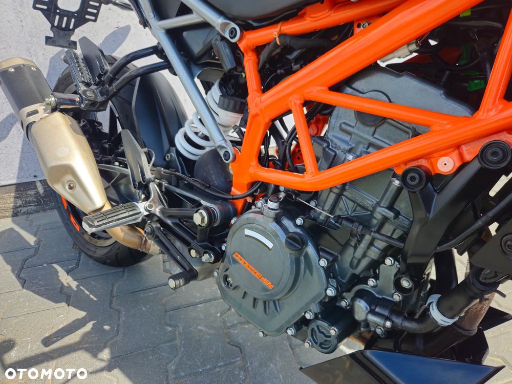 KTM Duke - 12