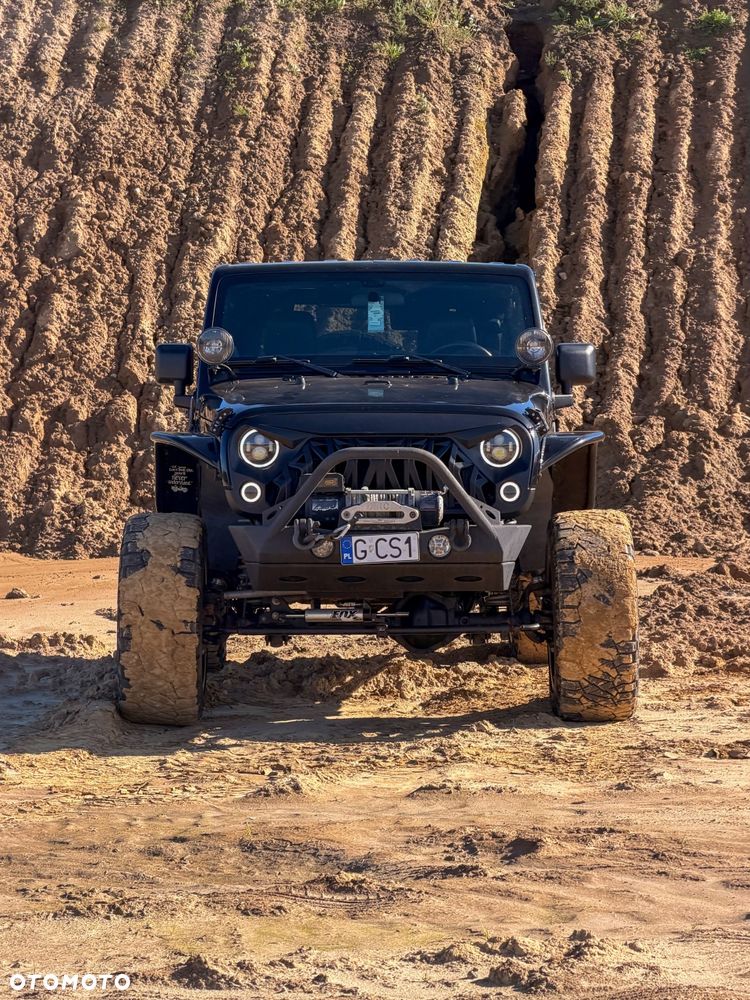Jeep Wrangler - 4