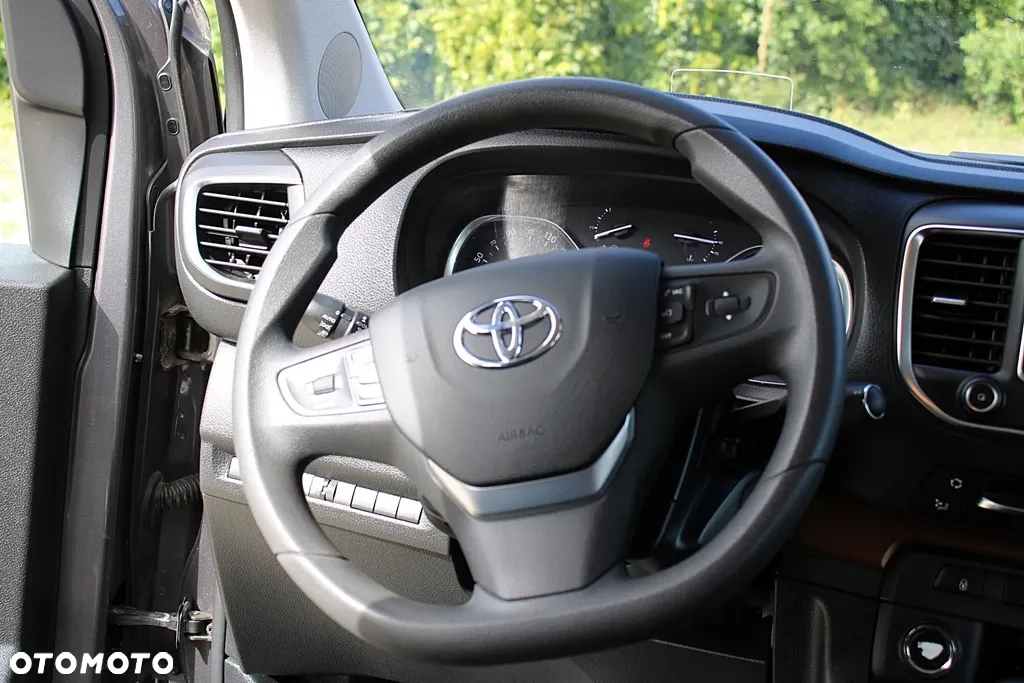 Toyota Proace Verso - 16