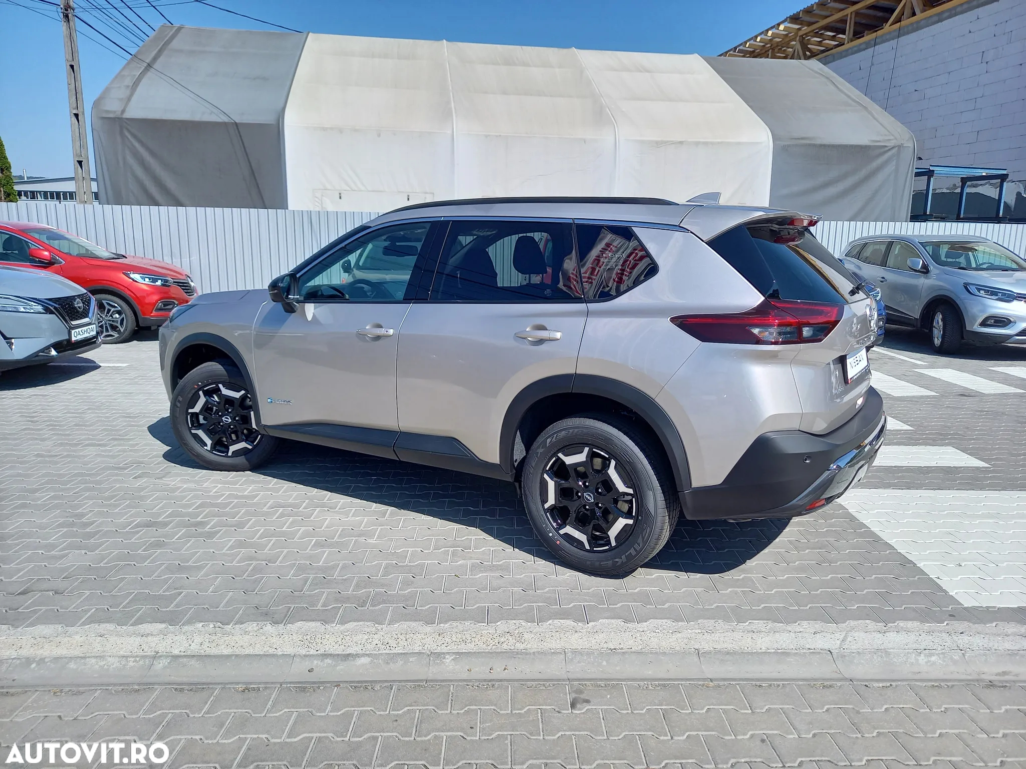 Nissan X-Trail - 11