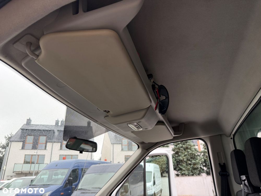 Ford Transit 2.0 TDCI 170KM Plandeka Bliźniak Salon PL - 23