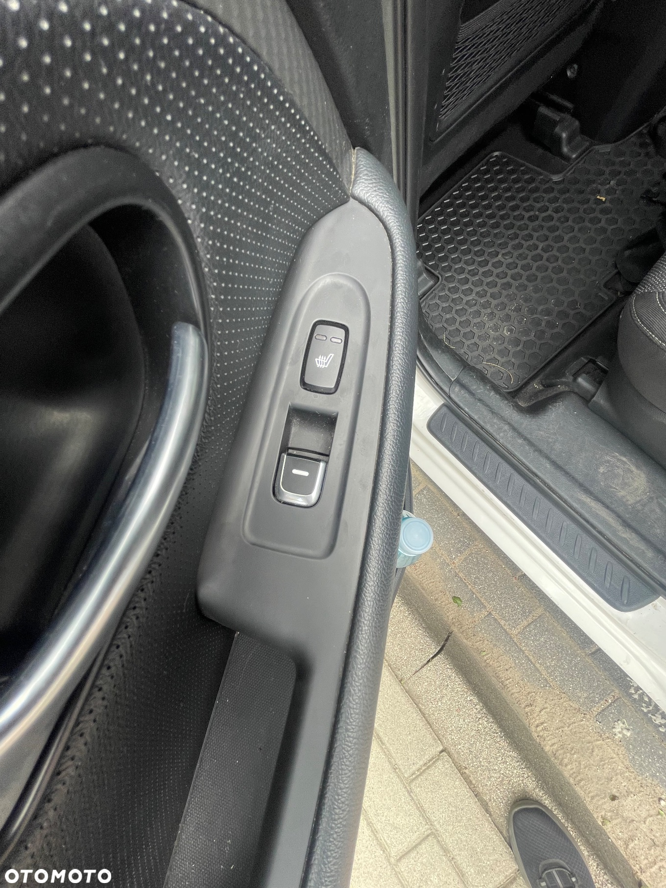 Kia Carens 1.6 GDI L - 13