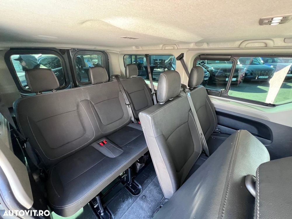 Renault Trafic - 16