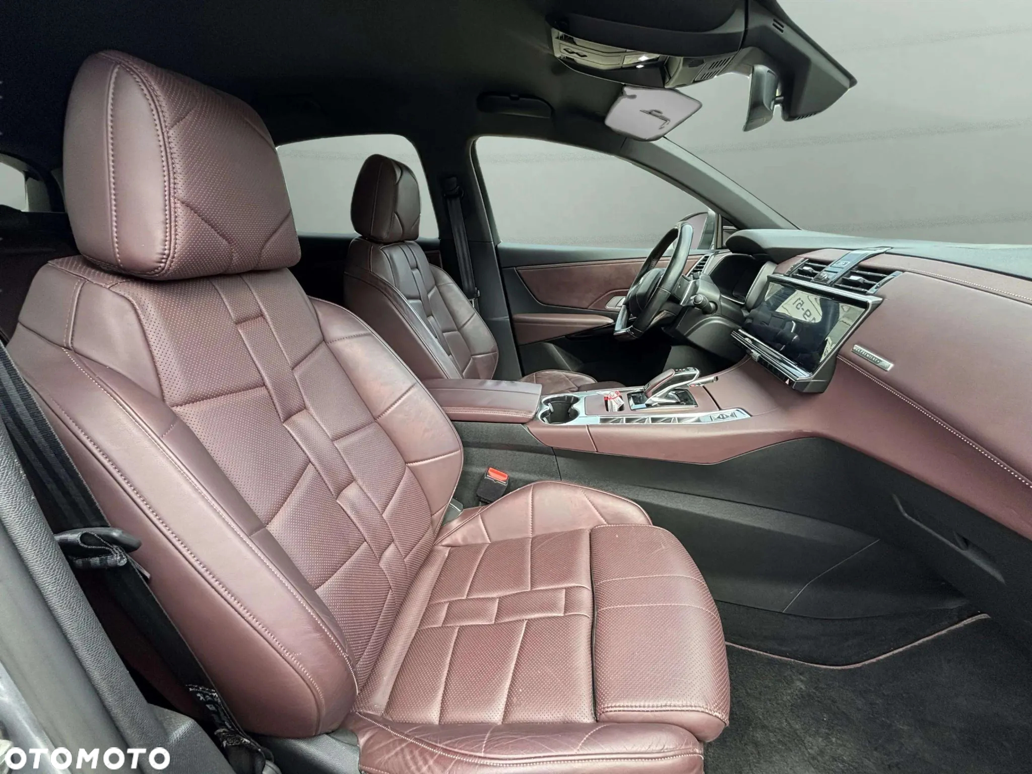 DS Automobiles DS 7 Crossback - 17