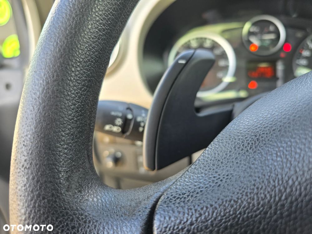 Citroën Berlingo e-HDi 90 FAP EGS6 Multispace - 21