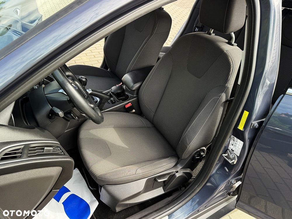 Ford Focus 1.6 TDCi DPF Titanium - 28