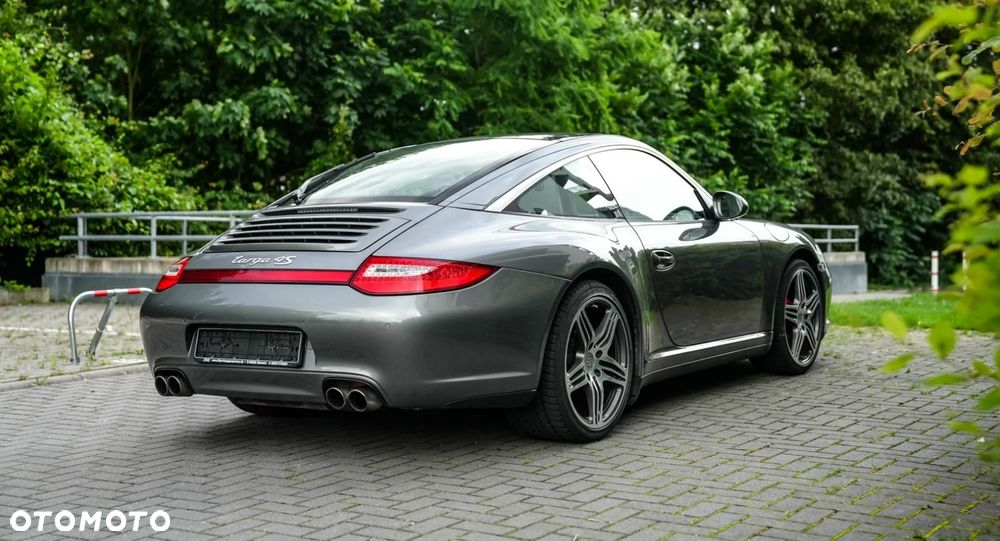 Porsche 911 Targa 4S - 3