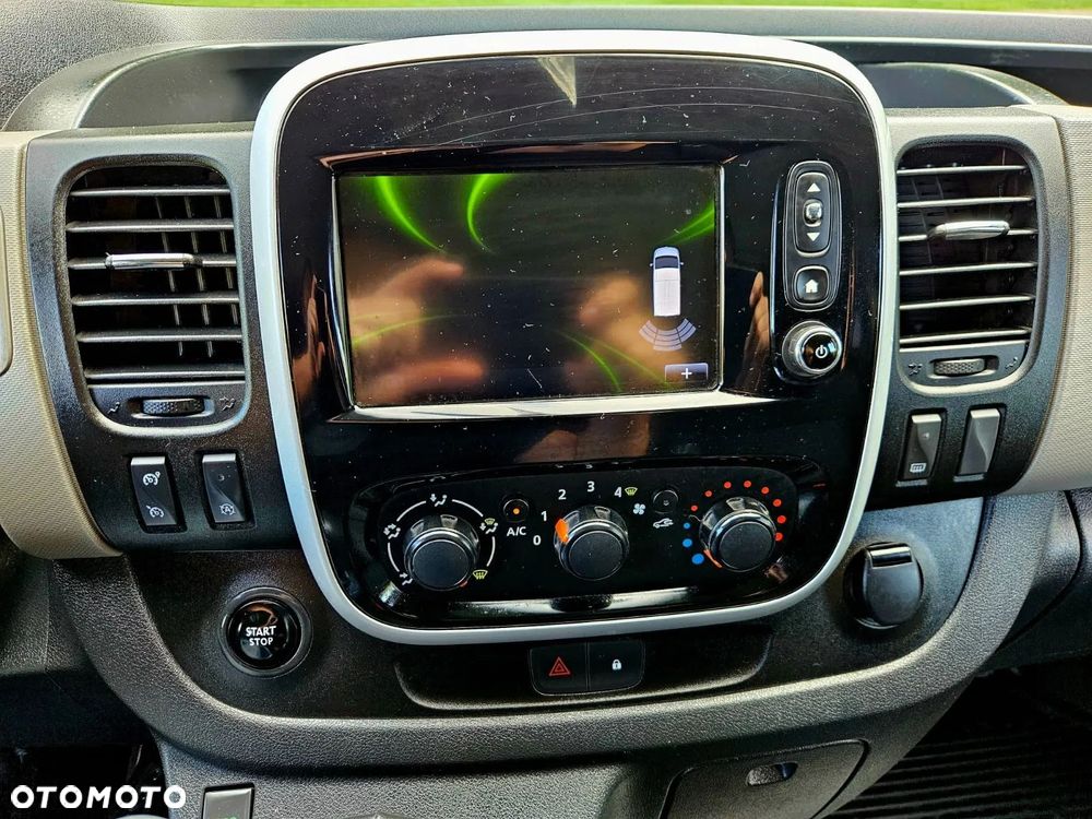 Renault Trafic - 21