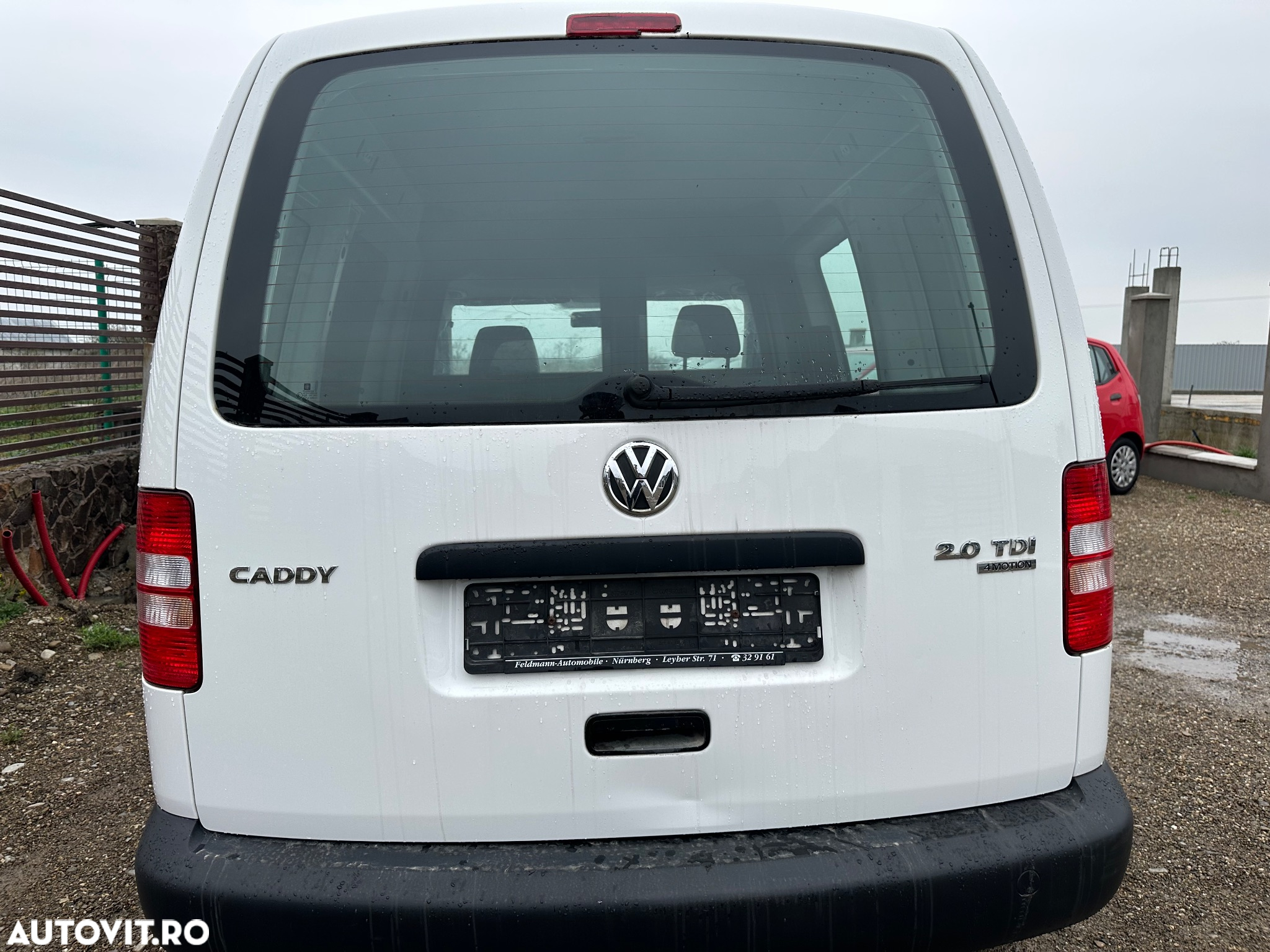 Volkswagen Caddy - 11